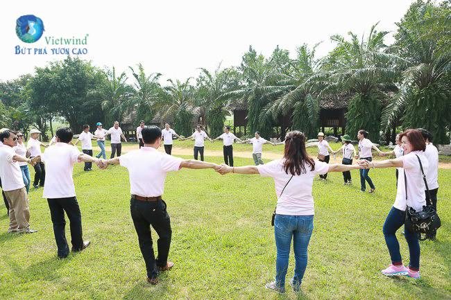 to-chuc-hop-khoa-nguyen-trai-vietwind-event-14