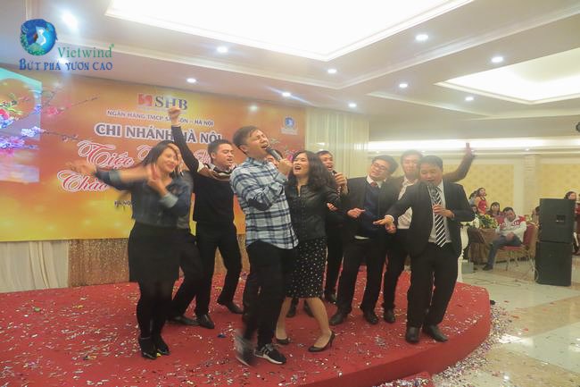 to-chuc-su-kien-tong-ket-cuoi-nam-ngan-hang-shb-8
