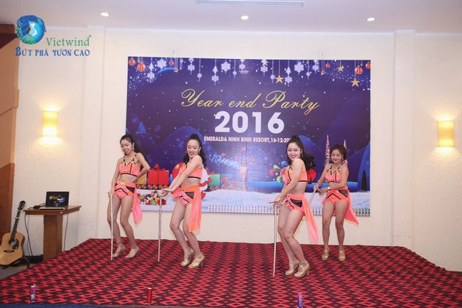 to-chuc-tiec-cuoi-nam-dna-vietwind-15