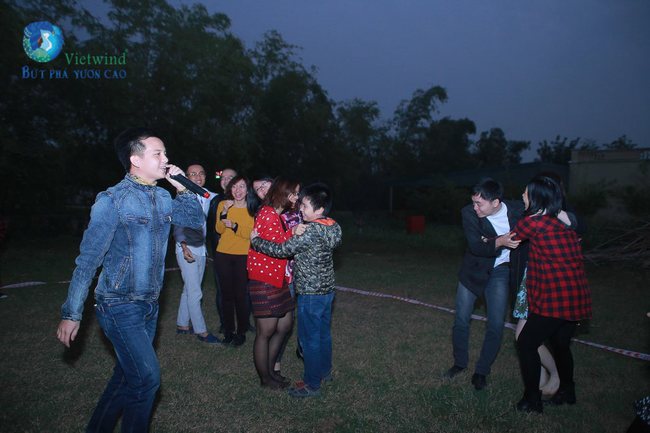 to-chuc-tiec-cuoi-nam-dna-vietwind-37