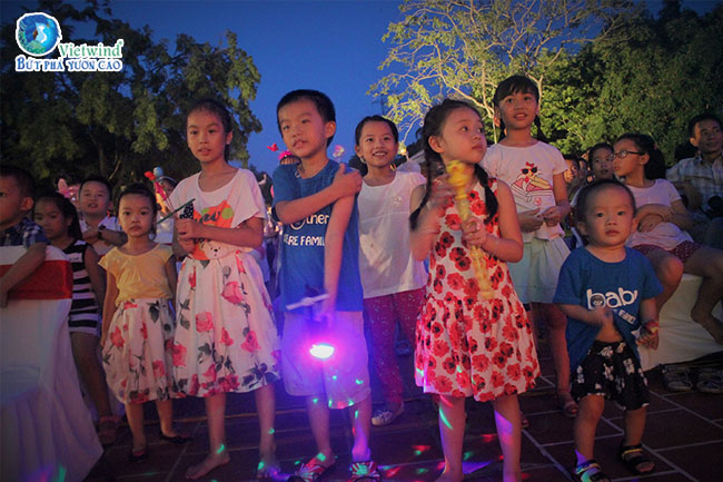 cong-ty-to-chuc-su-kien-trung-thu-ruoc-den-vietwind