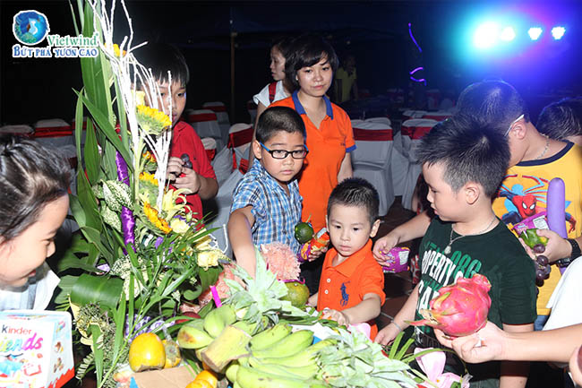 to-chuc-su-kien-trung-thu-tre-em-vui-dua-vietwind