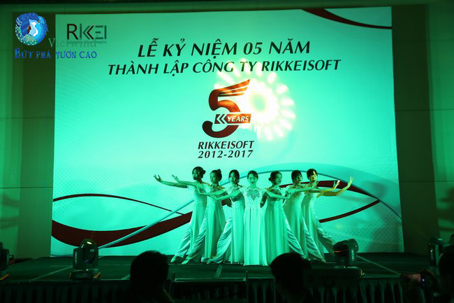 to-chuc-le-ky-niem-thanh-lap-rikkeisoft19