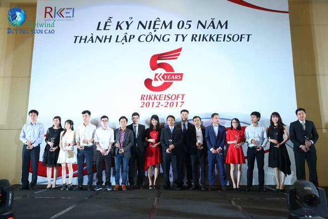 to-chuc-le-ky-niem-thanh-lap-rikkeisoft5