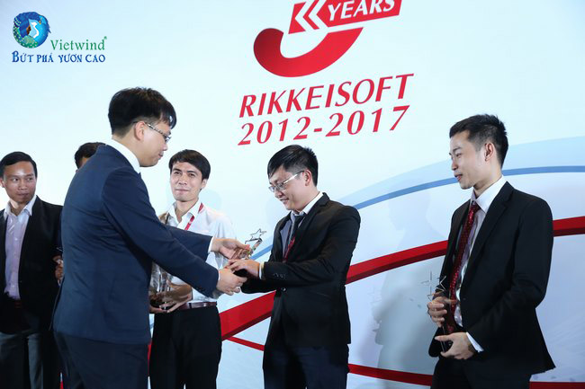 to-chuc-le-ky-niem-thanh-lap-rikkeisoft6